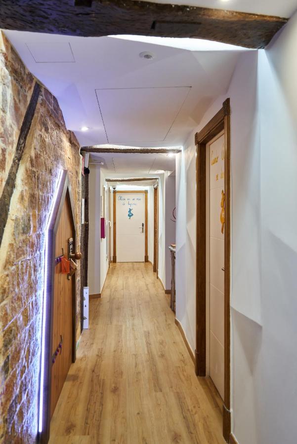 Guest house Pension Aliciazzz Bed And Breakfast Bilbao 2*